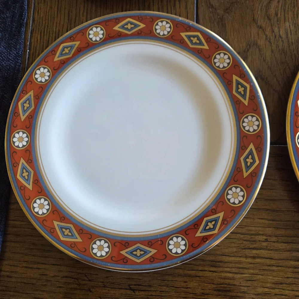 Minton Cordoba Dessert Plates (7) Fine Bone China Made In England Royal Doulton